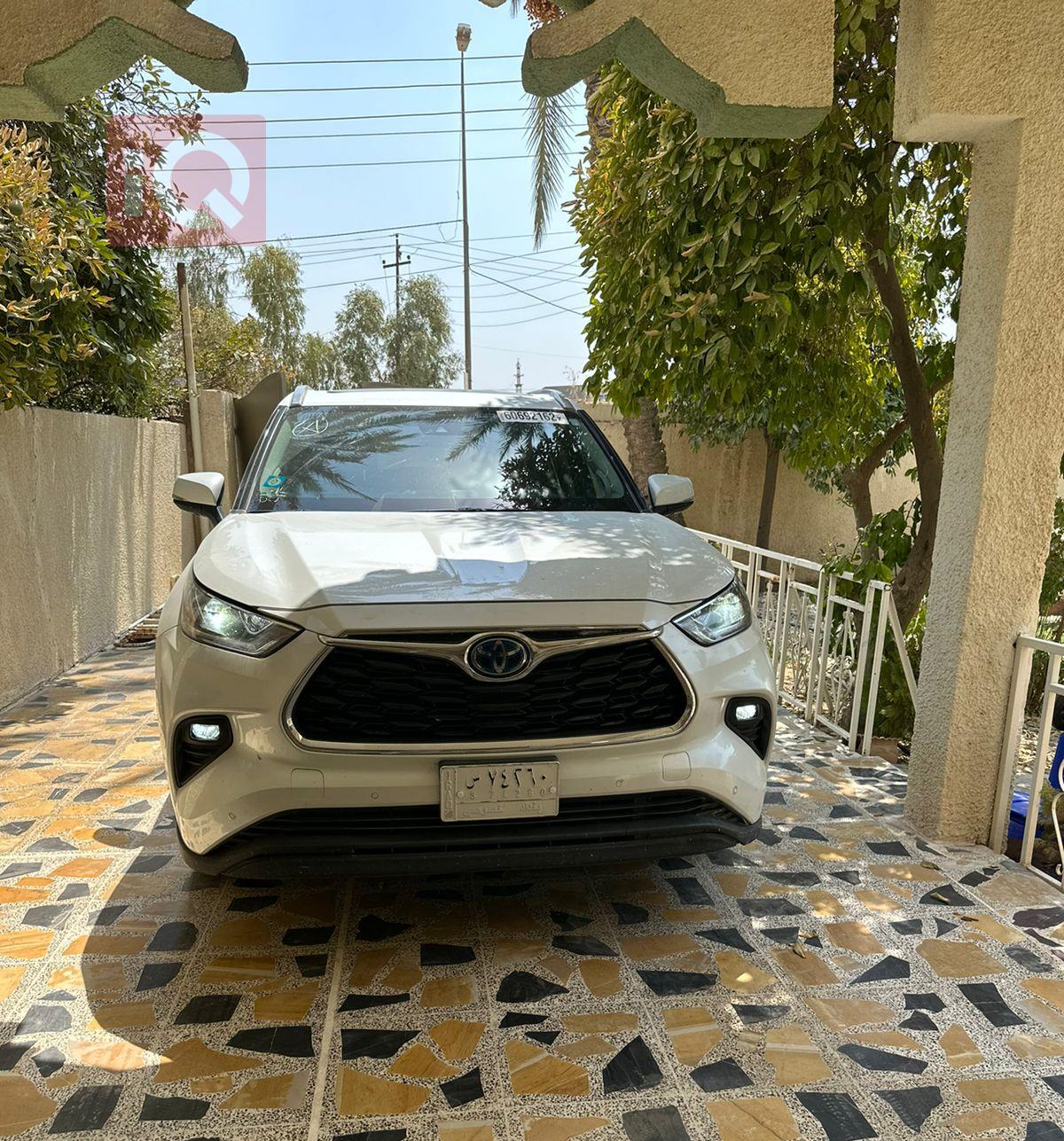 تۆیۆتا هایلاندەر